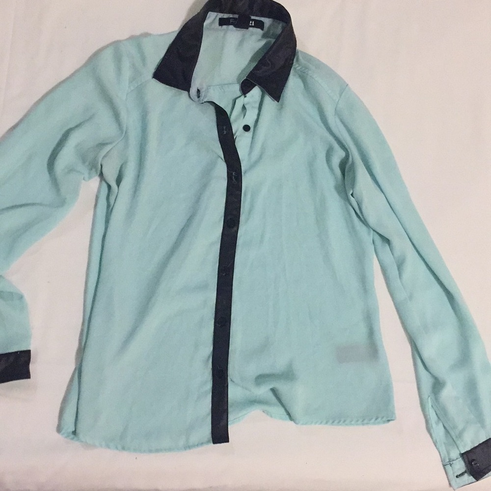 Button up collar blouse